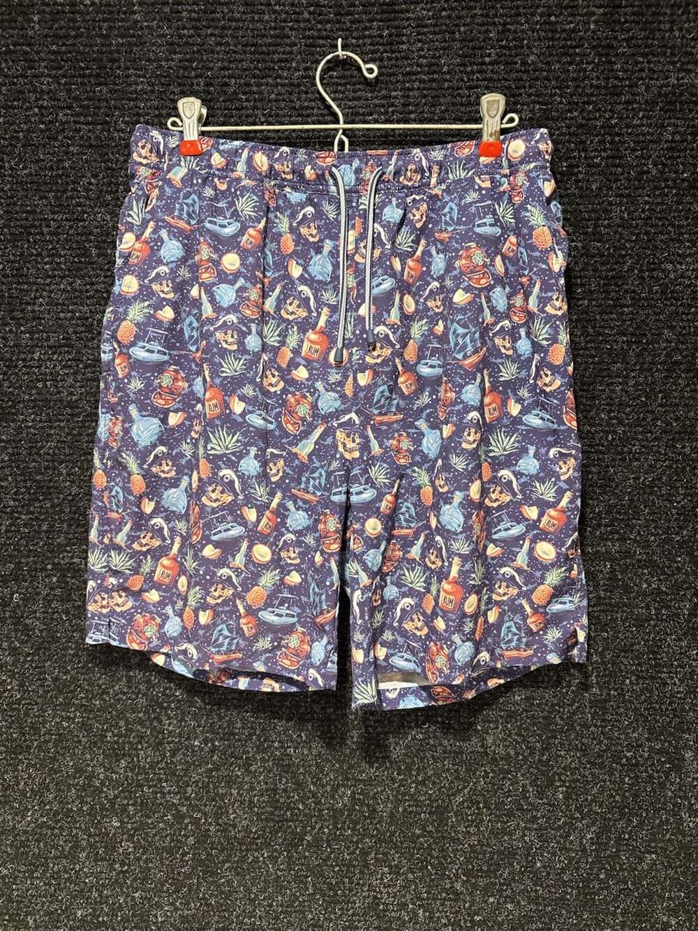 Peter Millar “Ship Faced” swim trunks size Large